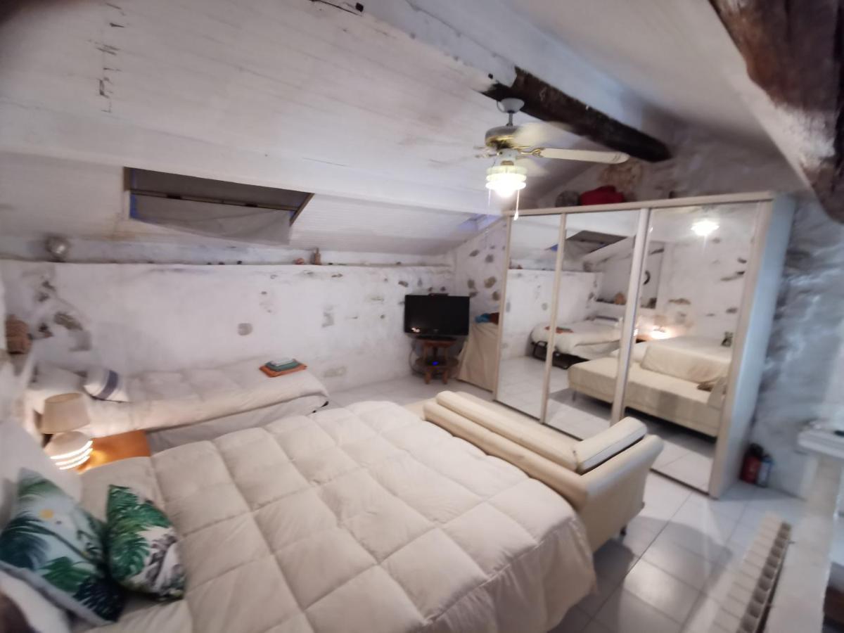 Romantic Casa Lorenzina Affittacamere 벤티밀리아 외부 사진